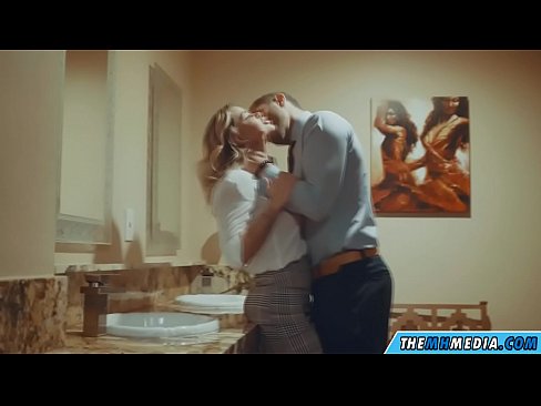 ❤️ Wanneer een rondborstige blondine je verleidt in een openbaar toilet ☑ Porno vk at porn nl.villagesexvideos.ru ﹏